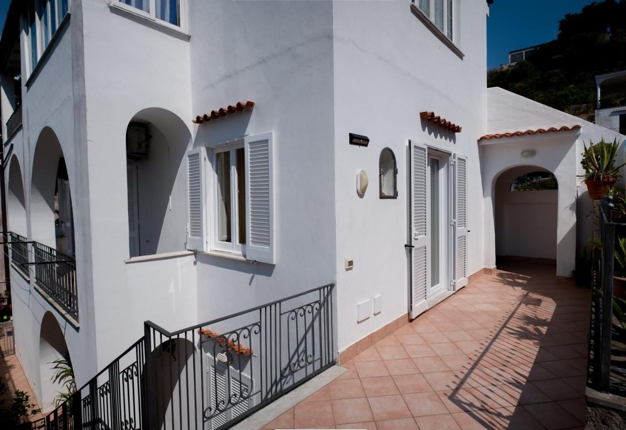 Casa Vacanza Da Tonino Искья Экстерьер фото